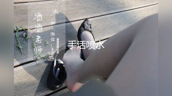 推特PUA大神【沈峤】调教口爆喜欢吃精的萝莉型露脸嫩妹，太母狗了