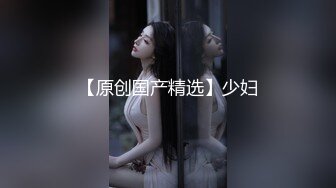 【女子保健】男技师偷拍骚女按摩操逼，精油推背