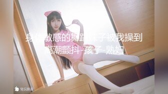 【新片速遞】   骚逼女友❤️天亮睡醒觉~第一件事就是给我扑上来~亲舔鸡巴宝贝~生怕我出去乱搞❤️给她戴绿帽!