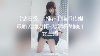 【共享骚母女】母女花同床献艺~妈妈和女儿逼逼互望【15V】 (1)