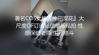 KTV唱歌选了个长发及腰的美女小姐姐,加点钱在包厢就把她拿下