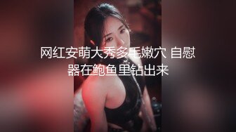 风景区女厕全景偷拍多位美女少妇前来献B (7)